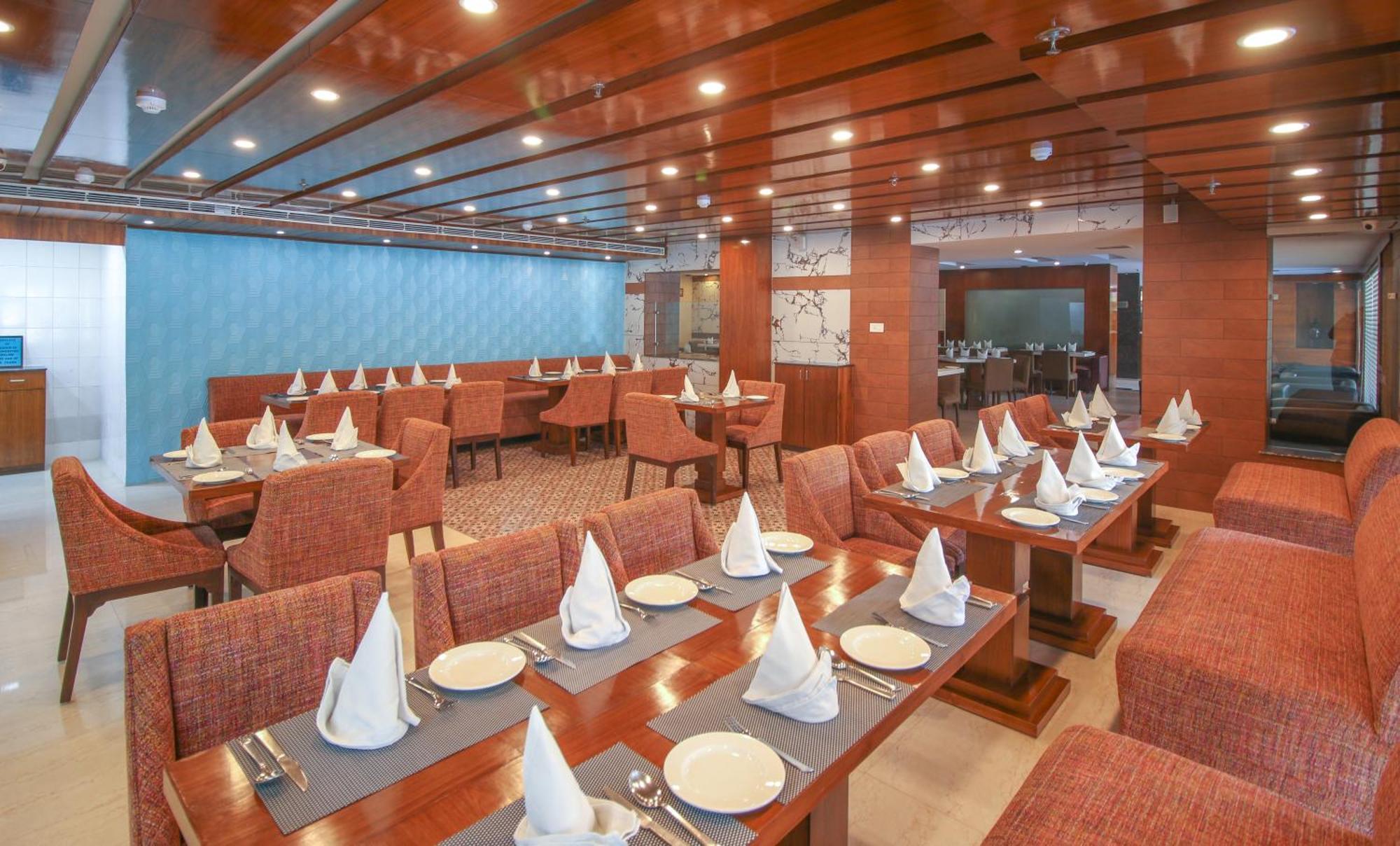 Hotel Cama Mohali Екстериор снимка