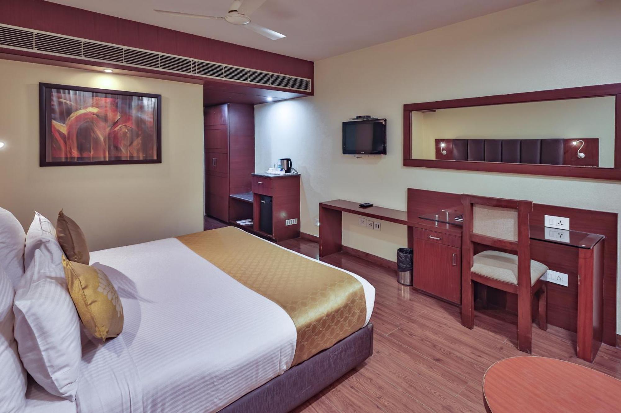 Hotel Cama Mohali Екстериор снимка