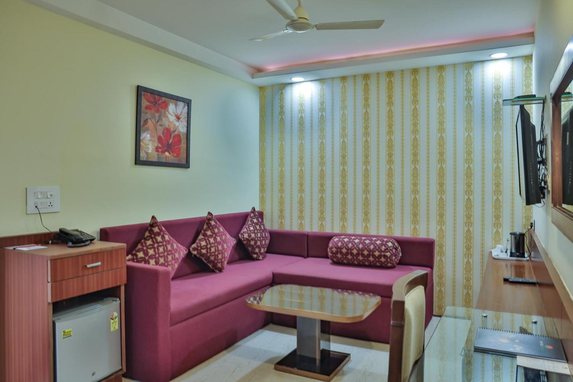 Hotel Cama Mohali Екстериор снимка