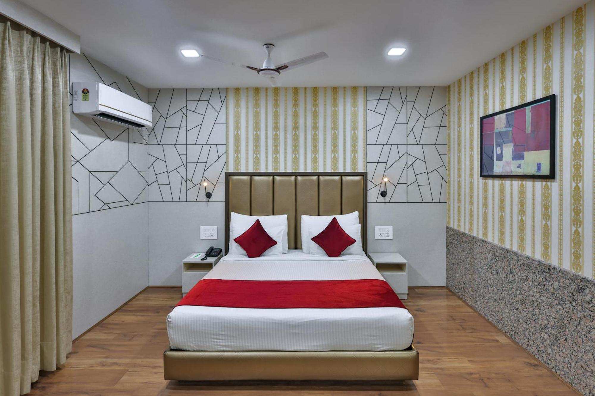 Hotel Cama Mohali Екстериор снимка