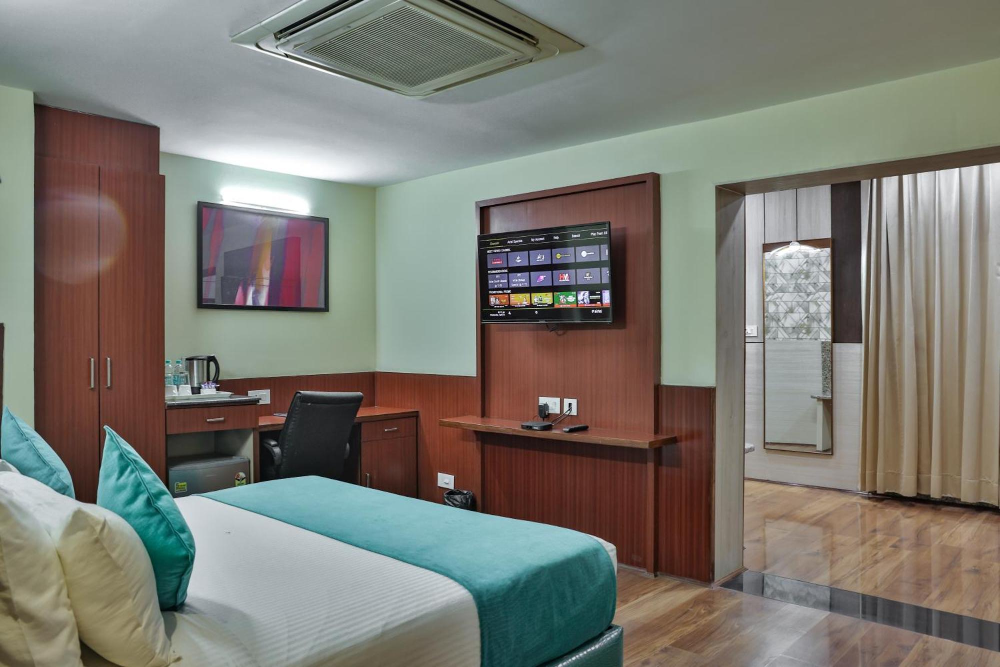 Hotel Cama Mohali Екстериор снимка