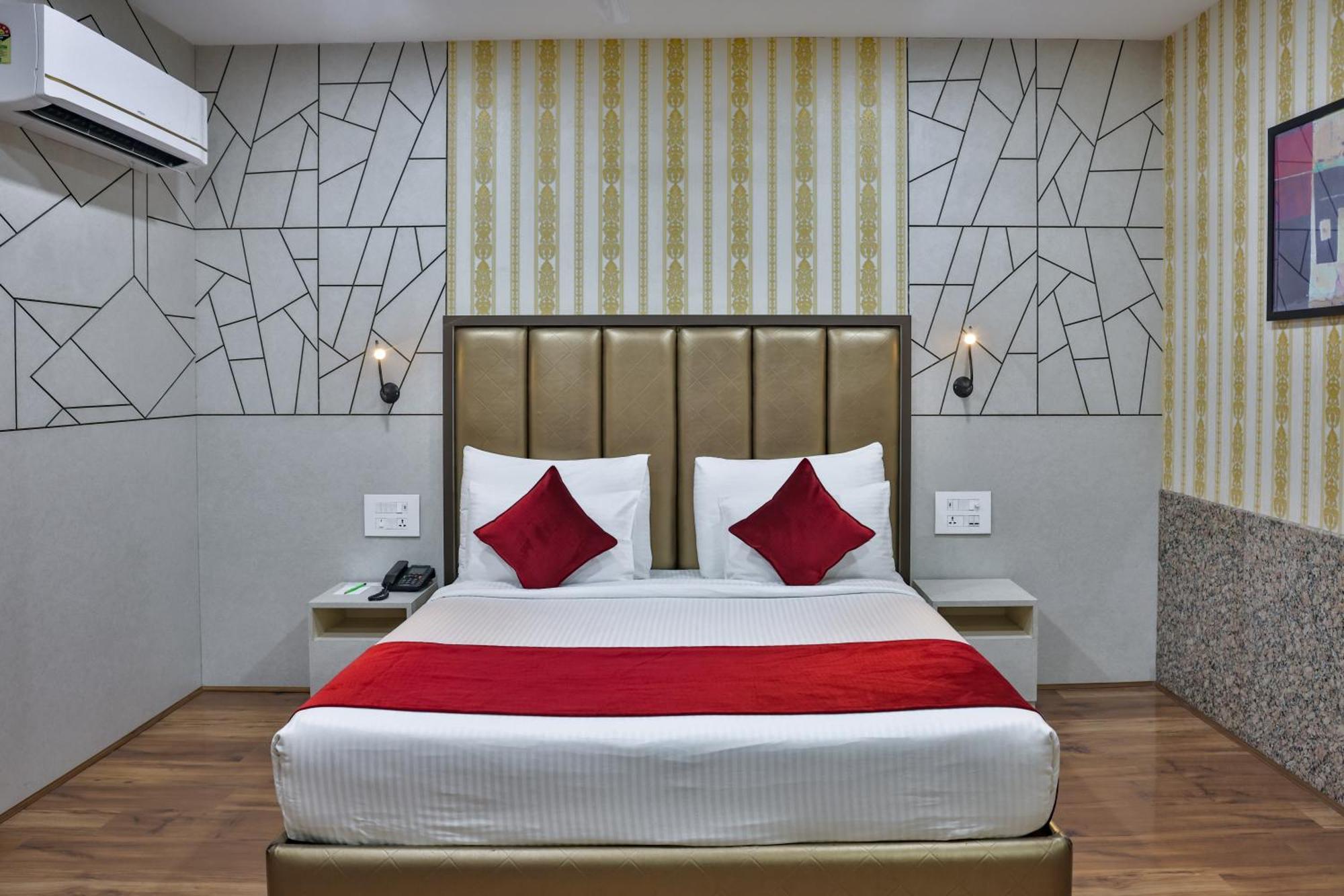 Hotel Cama Mohali Екстериор снимка