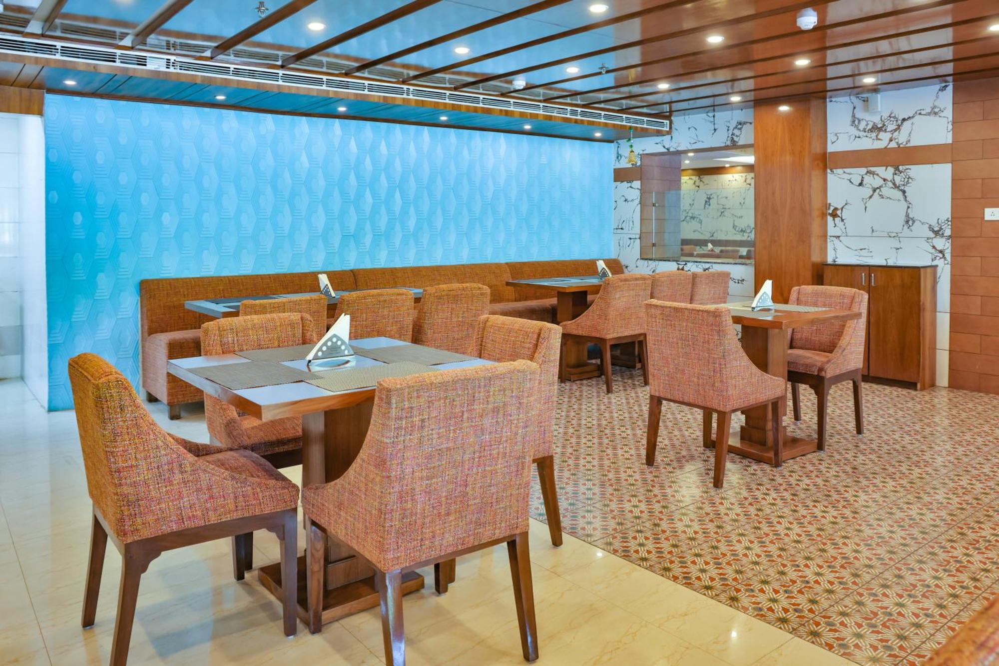 Hotel Cama Mohali Екстериор снимка