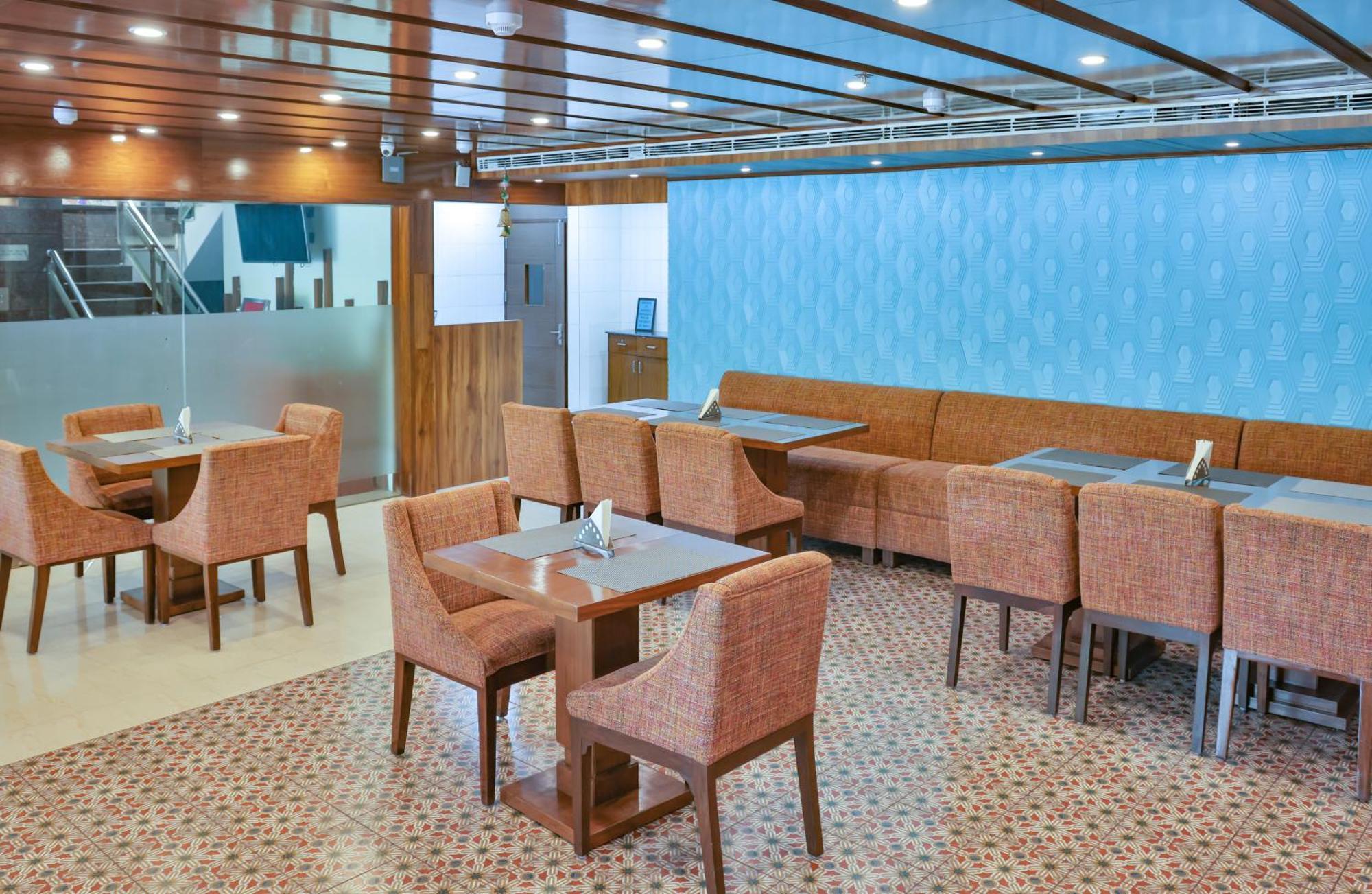 Hotel Cama Mohali Екстериор снимка